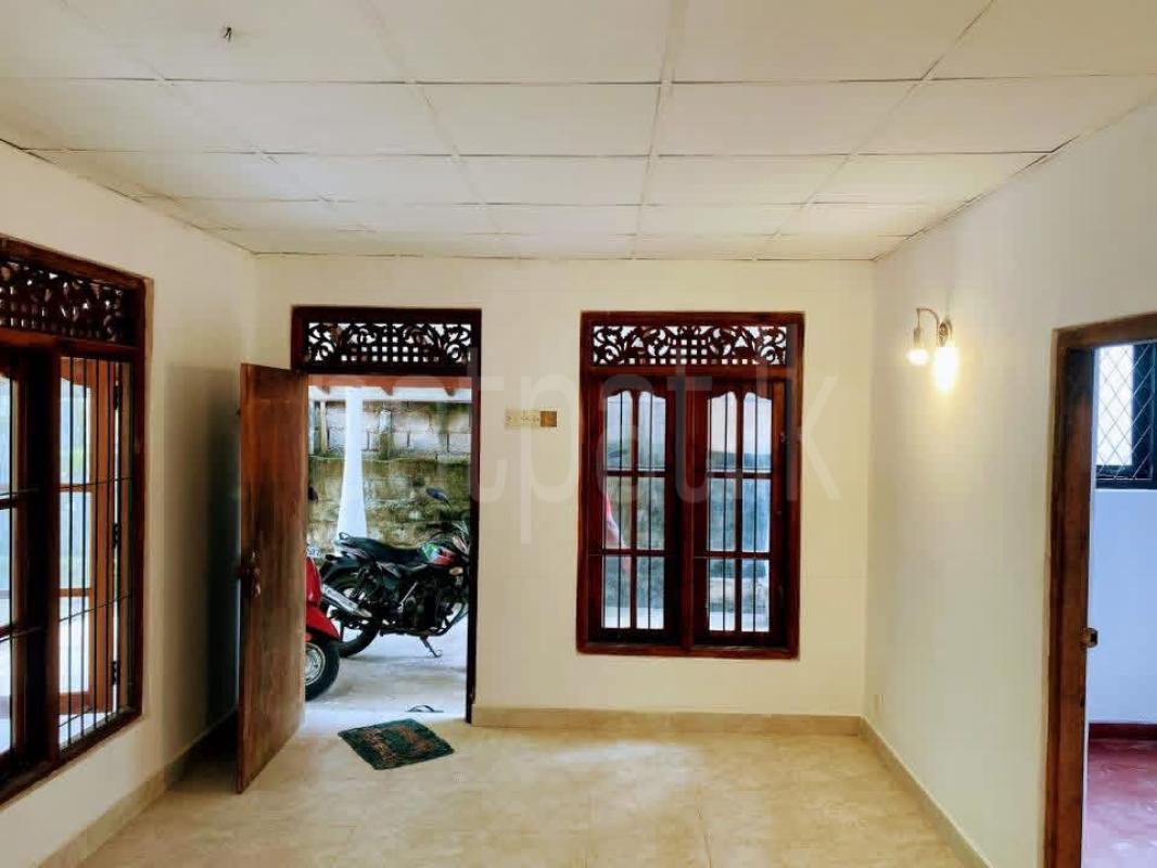 House for Sale in Polgasowita