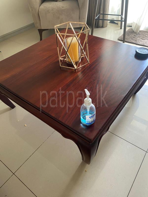 Solid wood Mahogany Coffee table for sale ads-image-1