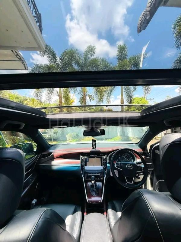 Advertisement image 1