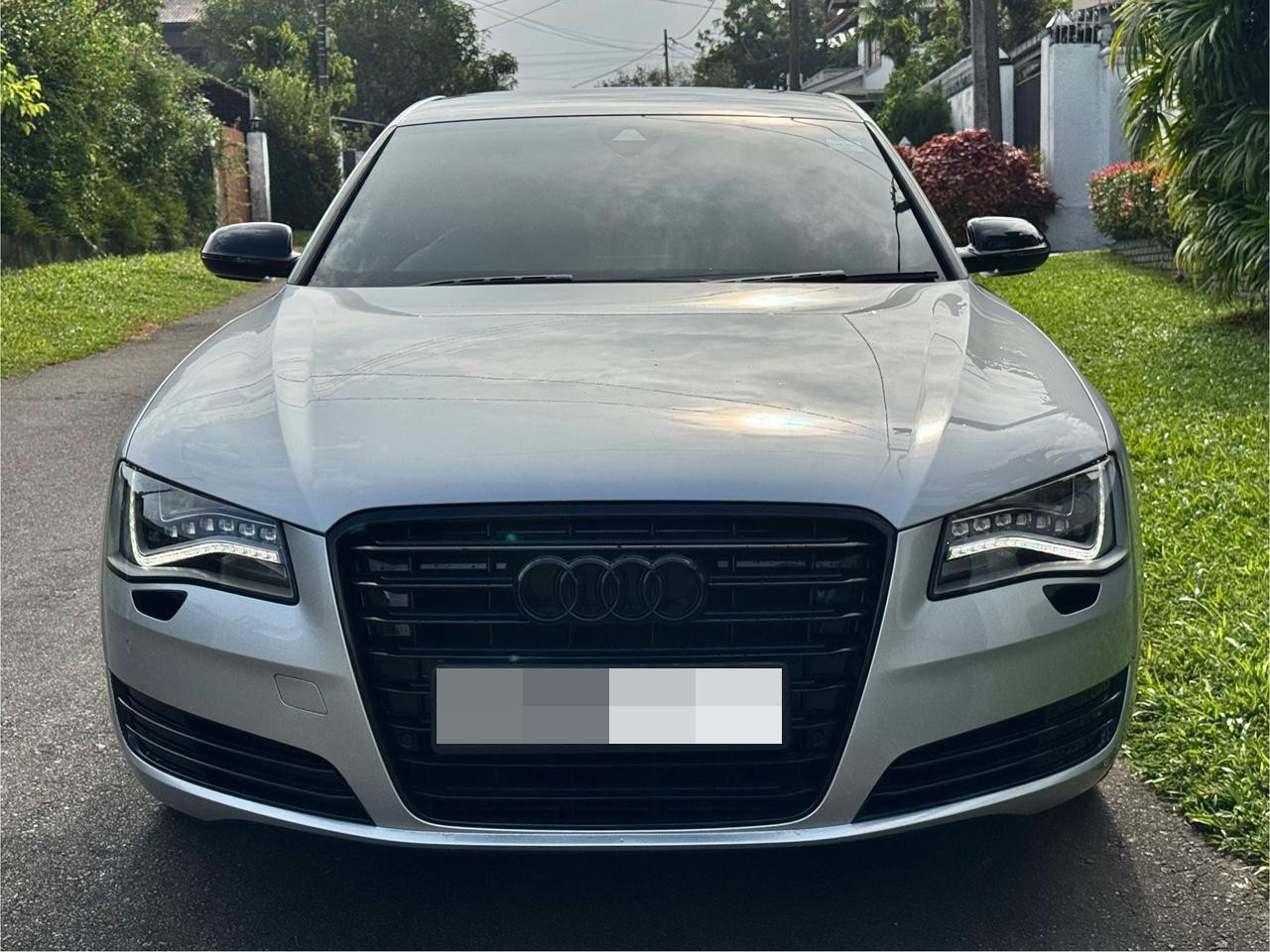 Audi A8 2013