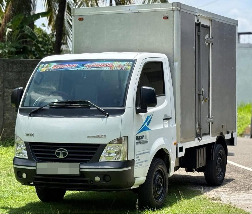 Tata Super Ace 2018 - பயன்படுத்தப்பட்டது டிரக் sale in Sri Lanka - patpat.lk
