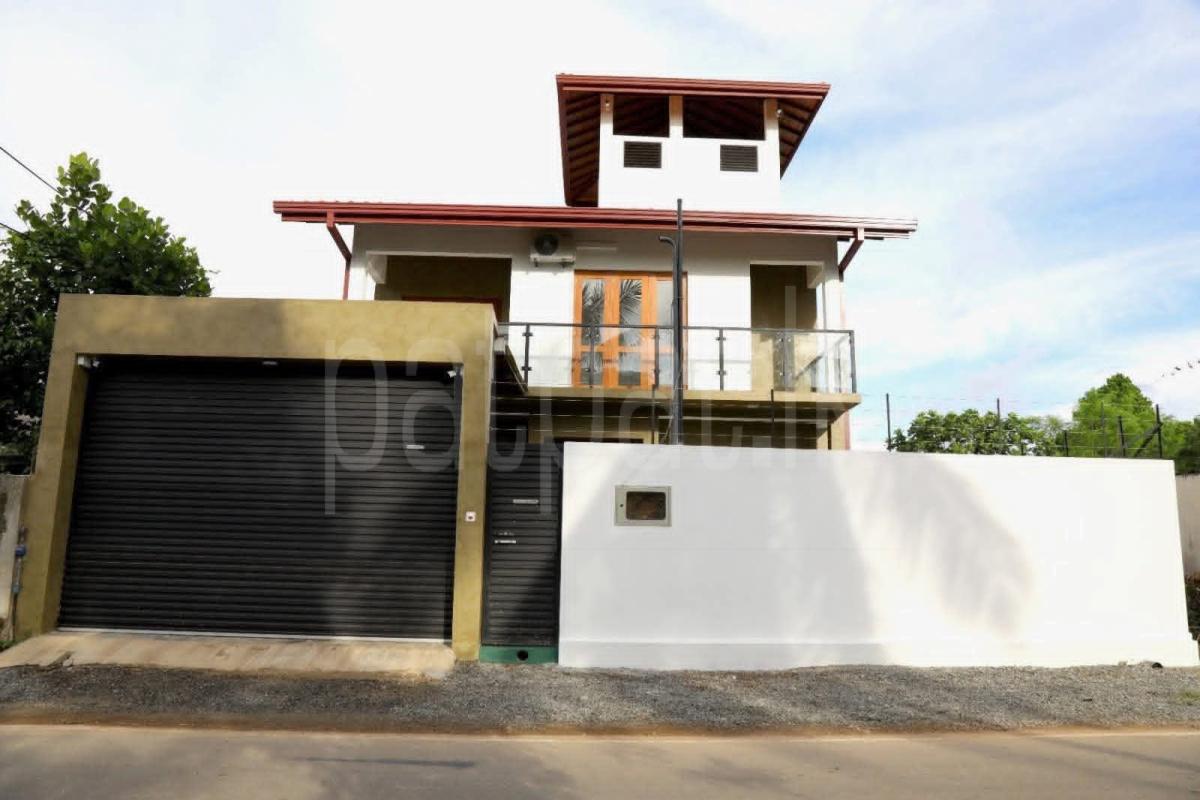 House for Sale in Kahathuduwa