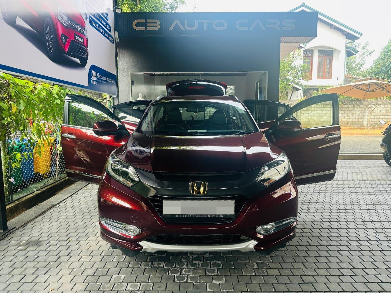 Honda Vezel 2014 - Used SUV sale in Sri Lanka - patpat.lk