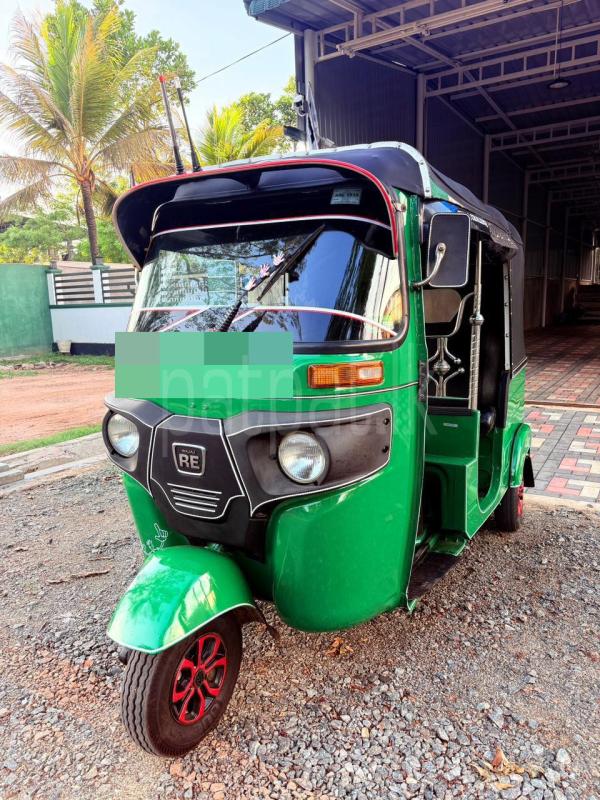 Bajaj Three Wheel 2016 - பயன்படுத்தப்பட்டது முச்சக்கர வண்டி sale in Sri Lanka - patpat.lk