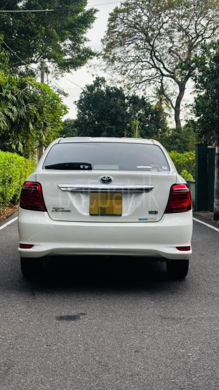 Toyota Axio 2016 - பயன்படுத்தப்பட்டது கார் sale in Sri Lanka - patpat.lk