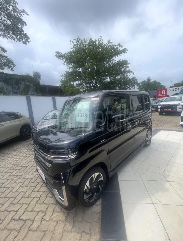 Advertisement image 5