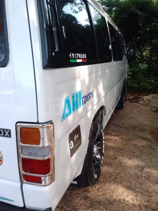 Nissan Caravan 1995 - பயன்படுத்தப்பட்டது வேன் sale in Sri Lanka - patpat.lk