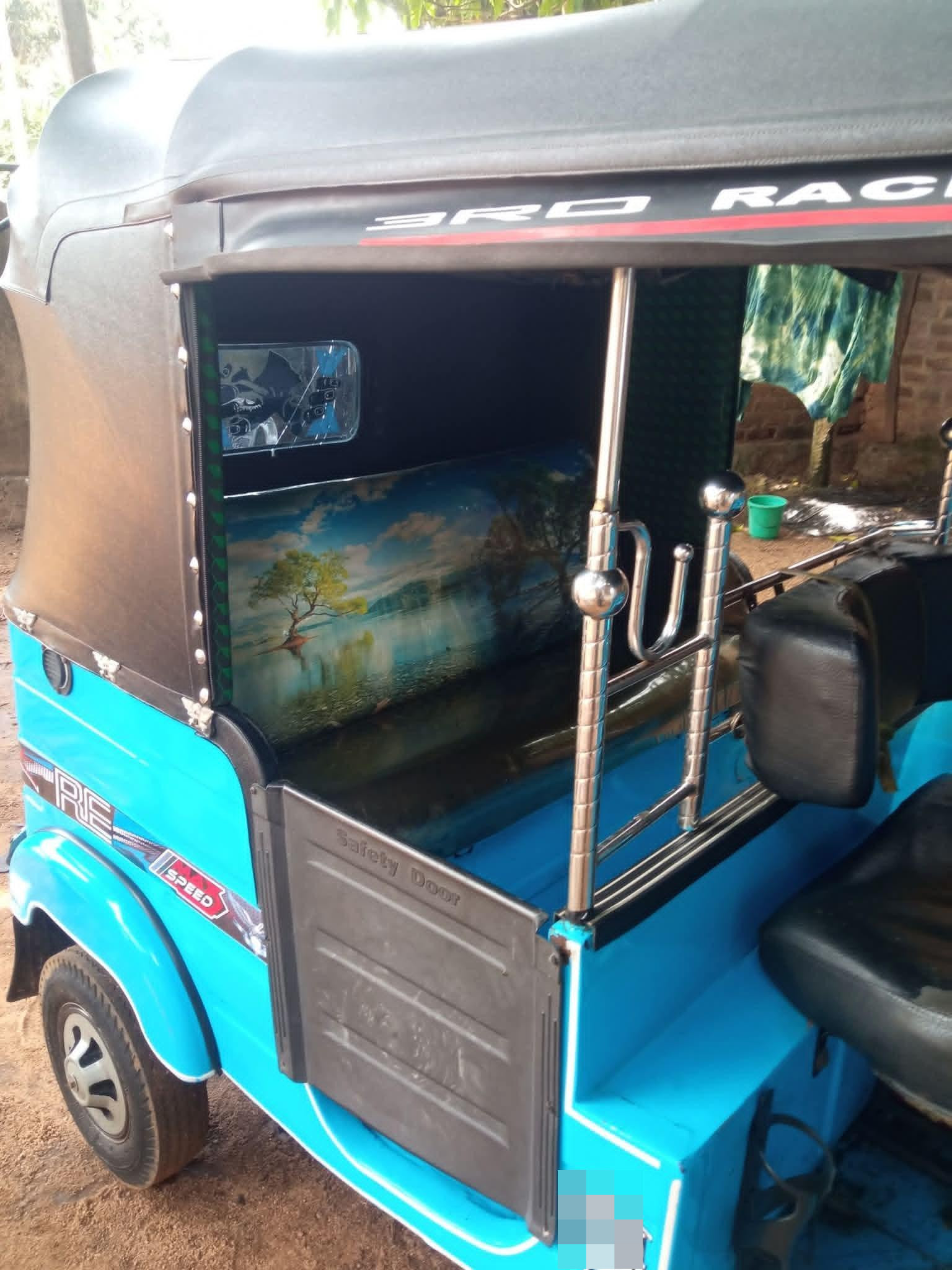 Bajaj Three Wheel 2005 - பயன்படுத்தப்பட்டது முச்சக்கர வண்டி sale in Sri Lanka - patpat.lk