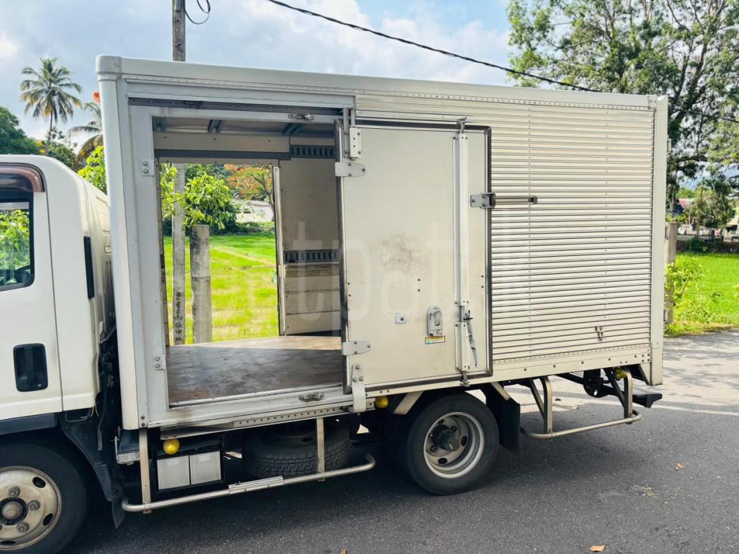 Isuzu ELF 2017 - Brand New Truck sale in Sri Lanka - patpat.lk