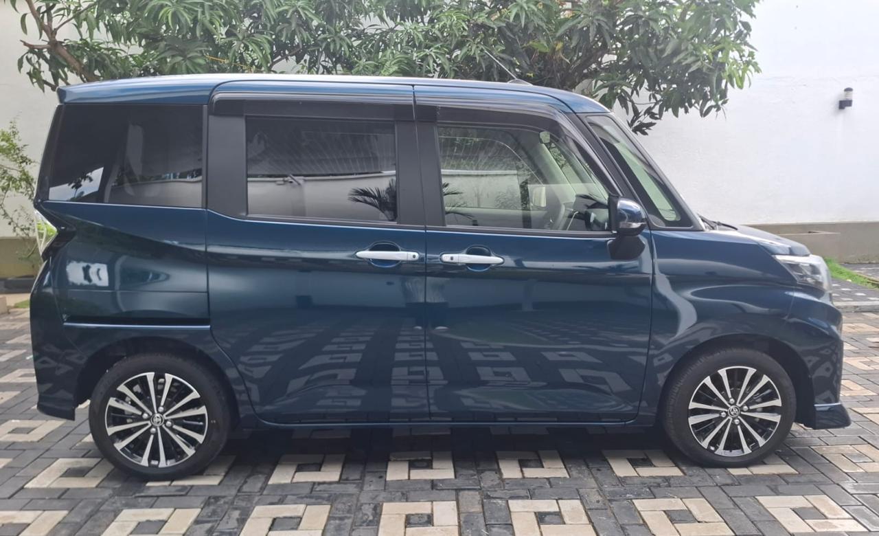 Toyota Roomy 2024 - சான்றளிக்கப்பட்டது வேன் sale in Sri Lanka - patpat.lk