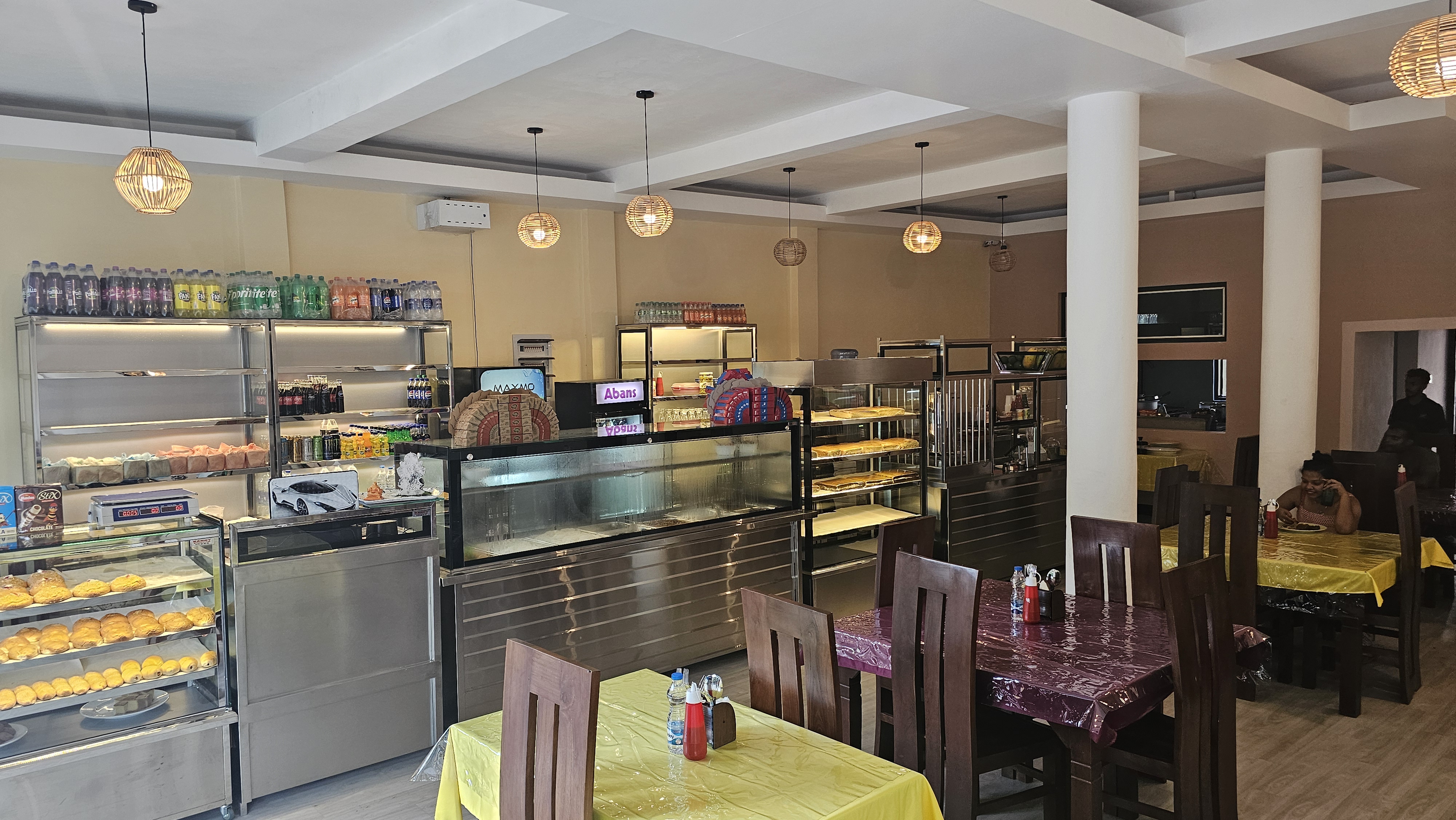 Hotel for Sale in Palapathwela