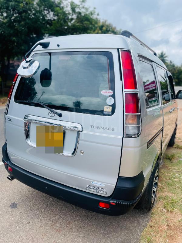 Advertisement image 5