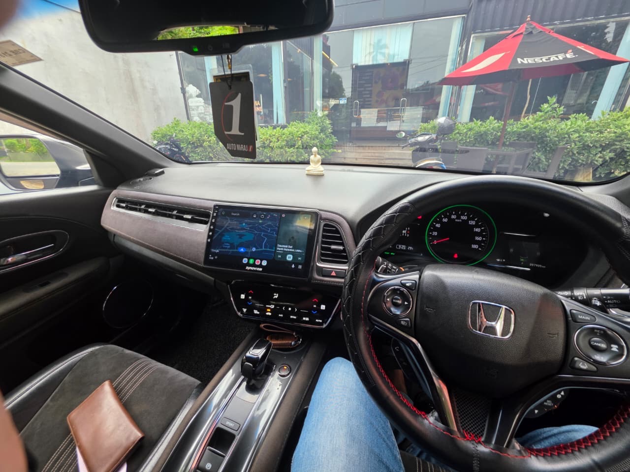 Honda Vezel 2018 - Used SUV sale in Sri Lanka - patpat.lk
