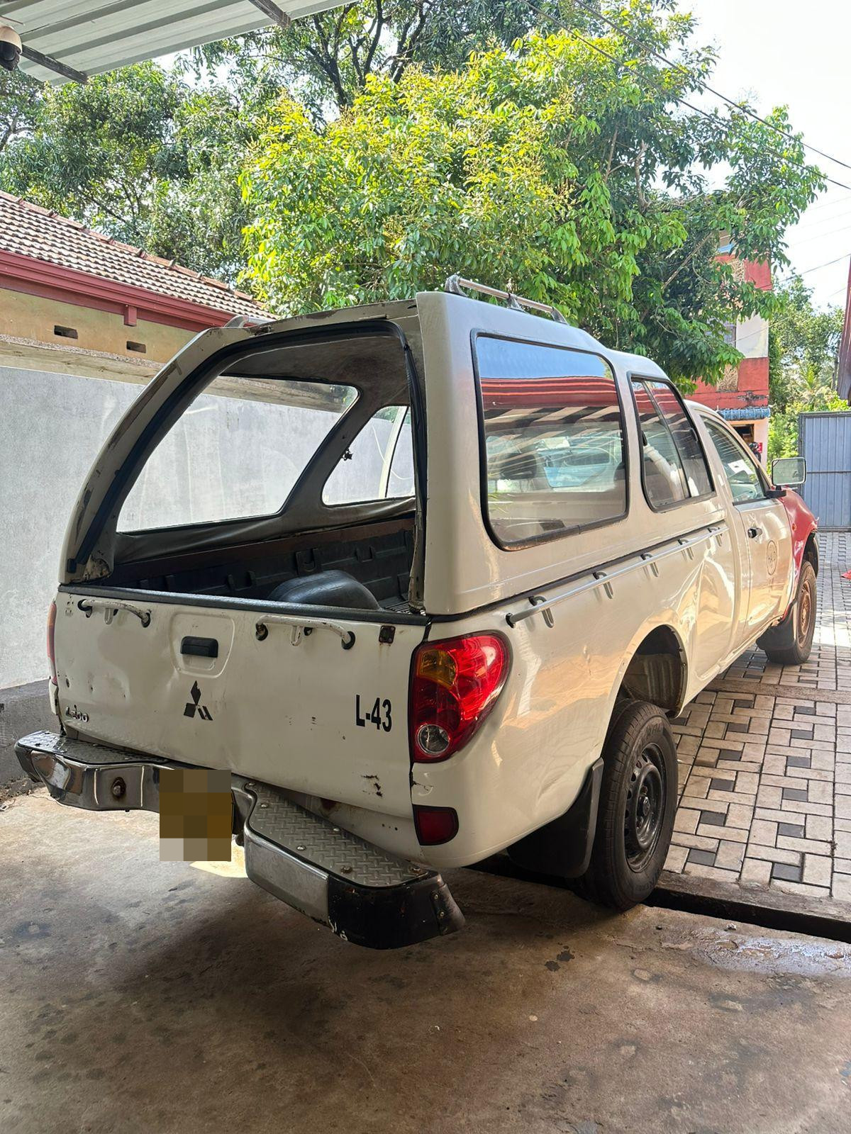 Mitsubishi L200 2008 - பயன்படுத்தப்பட்டது சரக்கு போக்குவரத்து sale in Sri Lanka - patpat.lk