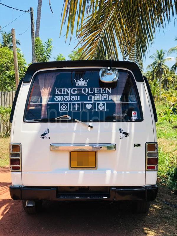 Nissan Caravan 1994 - பயன்படுத்தப்பட்டது வேன் sale in Sri Lanka - patpat.lk