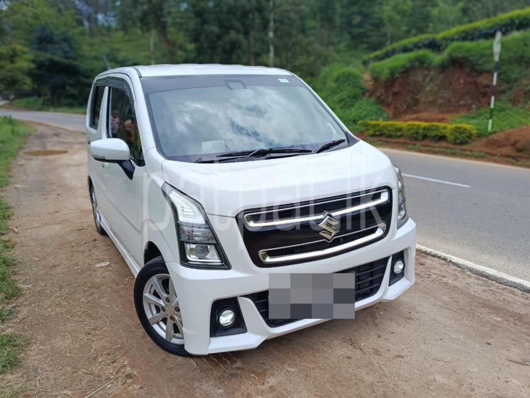 Suzuki Wagon R 2017 - භාවිතා කරන ලද කාර් sale in Sri Lanka - patpat.lk
