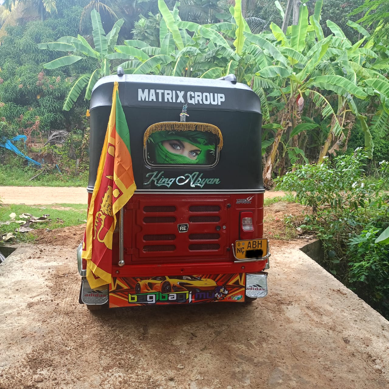 Bajaj Three Wheel 2015 - Used Three wheeler sale in Sri Lanka - patpat.lk