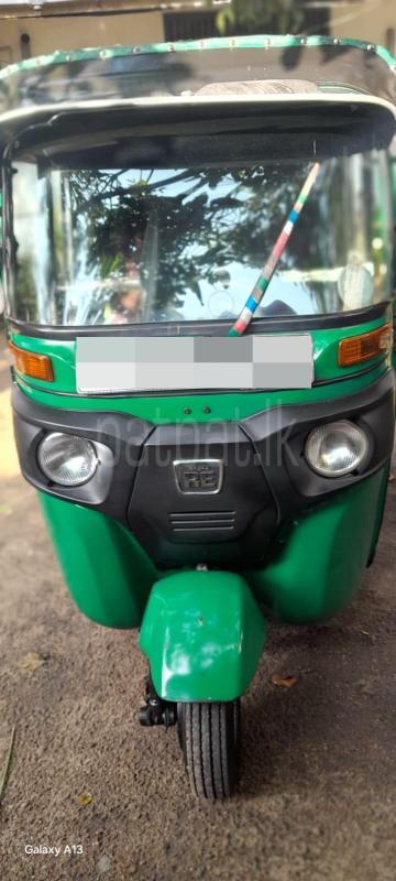 Bajaj Three Wheel 2015 - பயன்படுத்தப்பட்டது முச்சக்கர வண்டி sale in Sri Lanka - patpat.lk