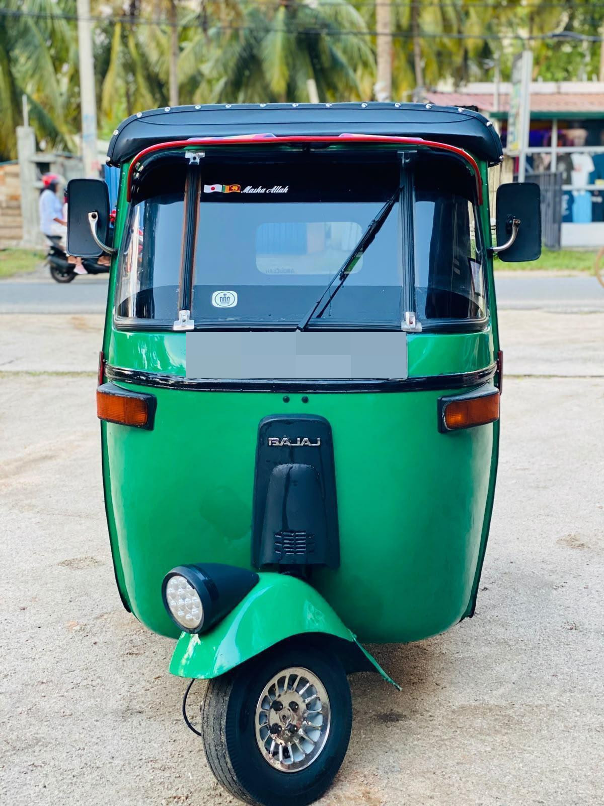 Bajaj 2 stroke 2007 - Used Three wheeler sale in Sri Lanka - patpat.lk