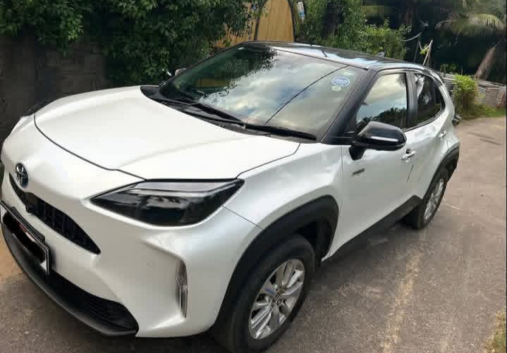 Toyota Yaris Cross 2023 - Used SUV sale in Sri Lanka - patpat.lk