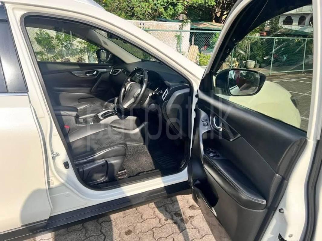 Advertisement image 6