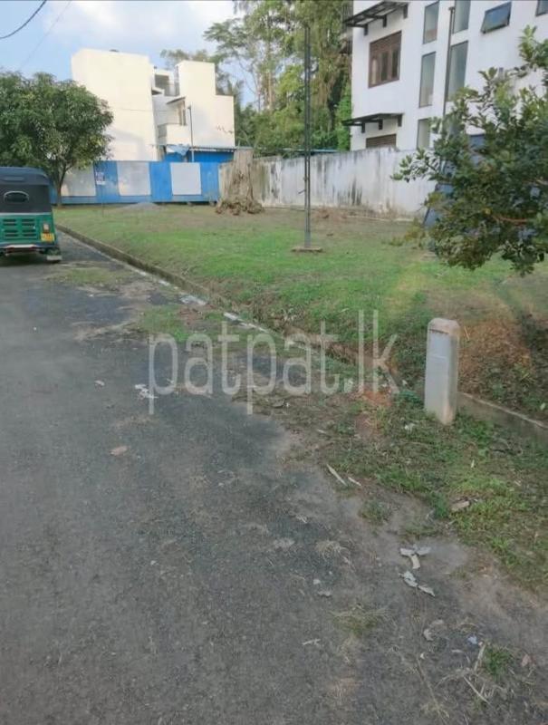 Commercial Land for Sale in Kahathuduwa