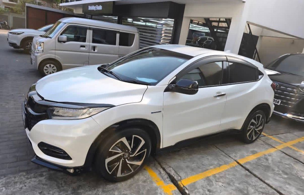 Honda Vezel 2018 - Used SUV sale in Sri Lanka - patpat.lk