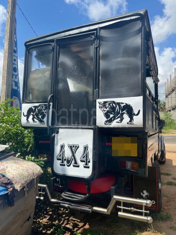 Advertisement image 6