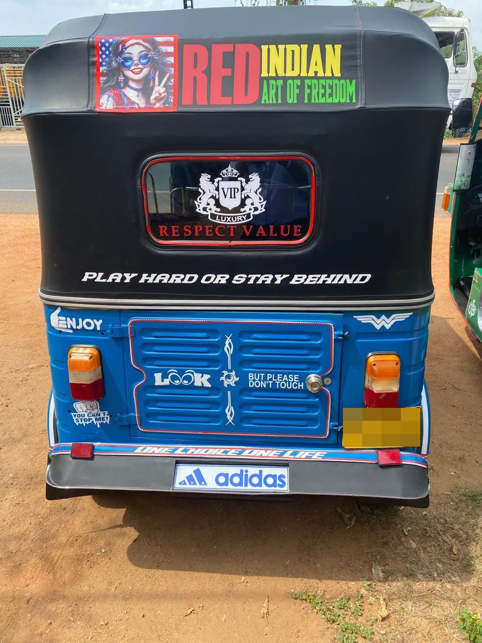 Bajaj Three Wheel 2011 - භාවිතා කරන ලද ත්‍රිරෝද රථය sale in Sri Lanka - patpat.lk