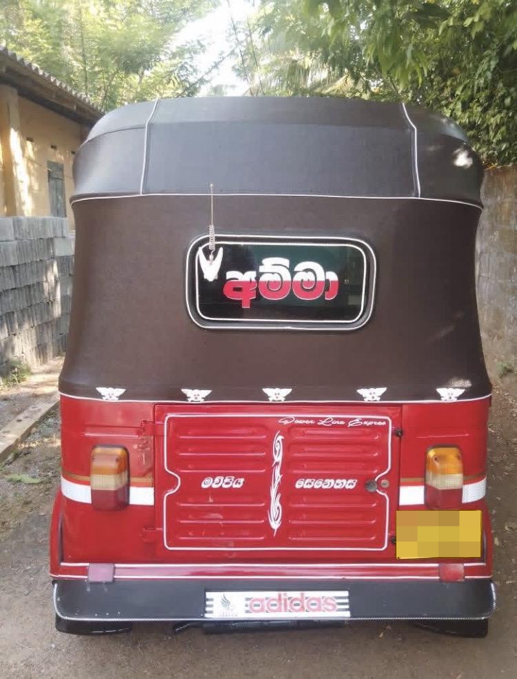 Bajaj 4 stroke 2010 - பயன்படுத்தப்பட்டது முச்சக்கர வண்டி sale in Sri Lanka - patpat.lk