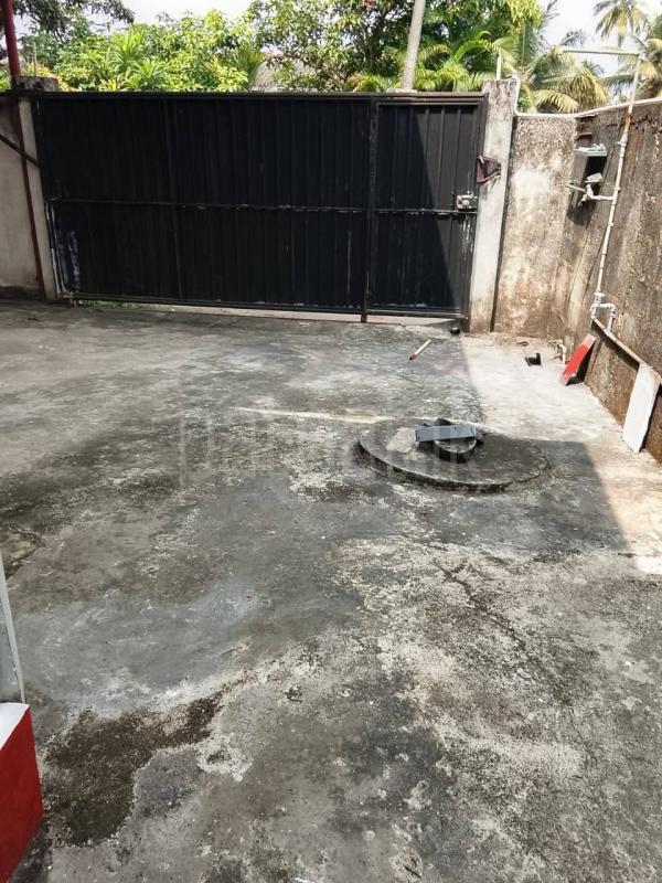 House for Sale in Athurugiriya