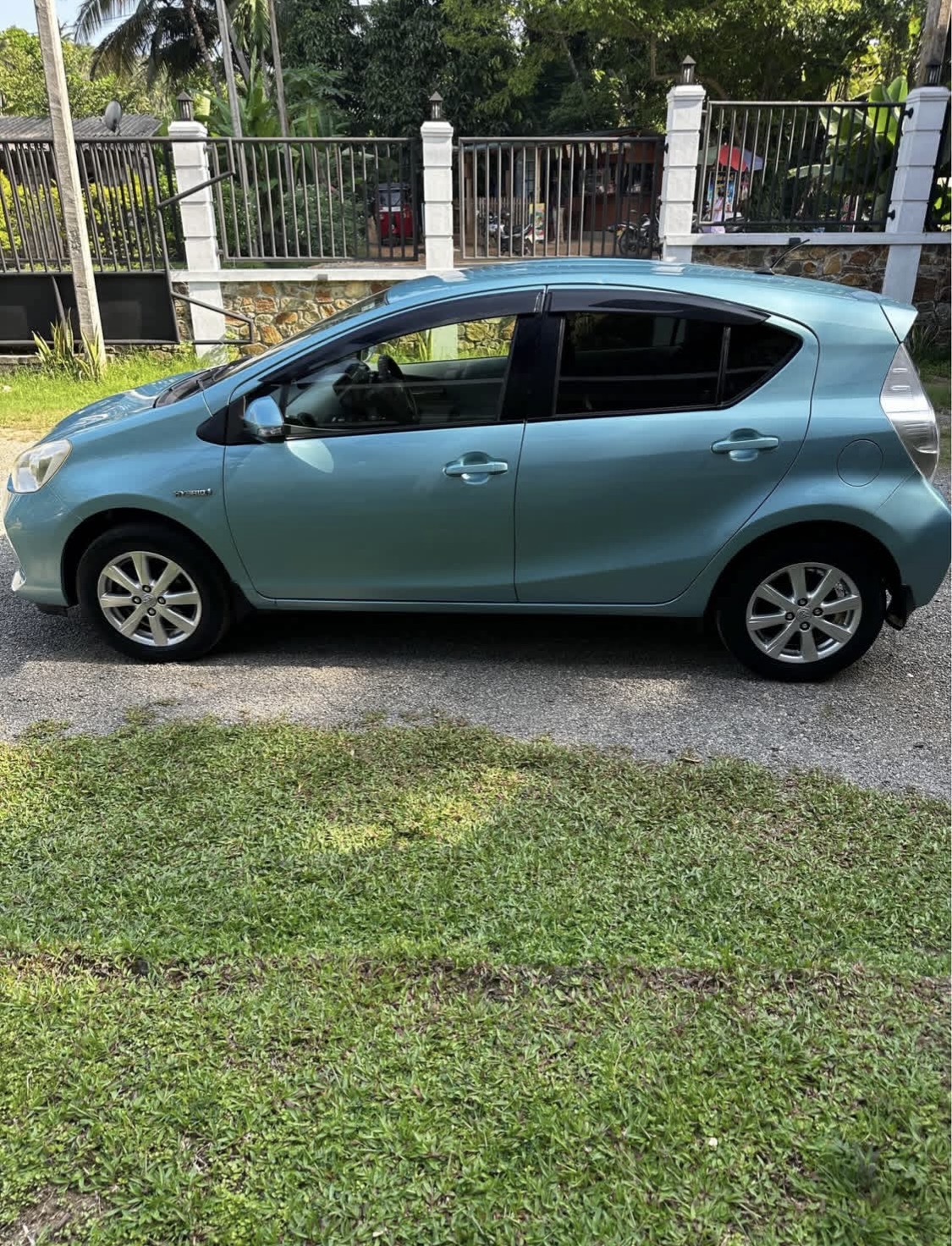 Toyota Aqua 2014 - Used Car sale in Sri Lanka - patpat.lk