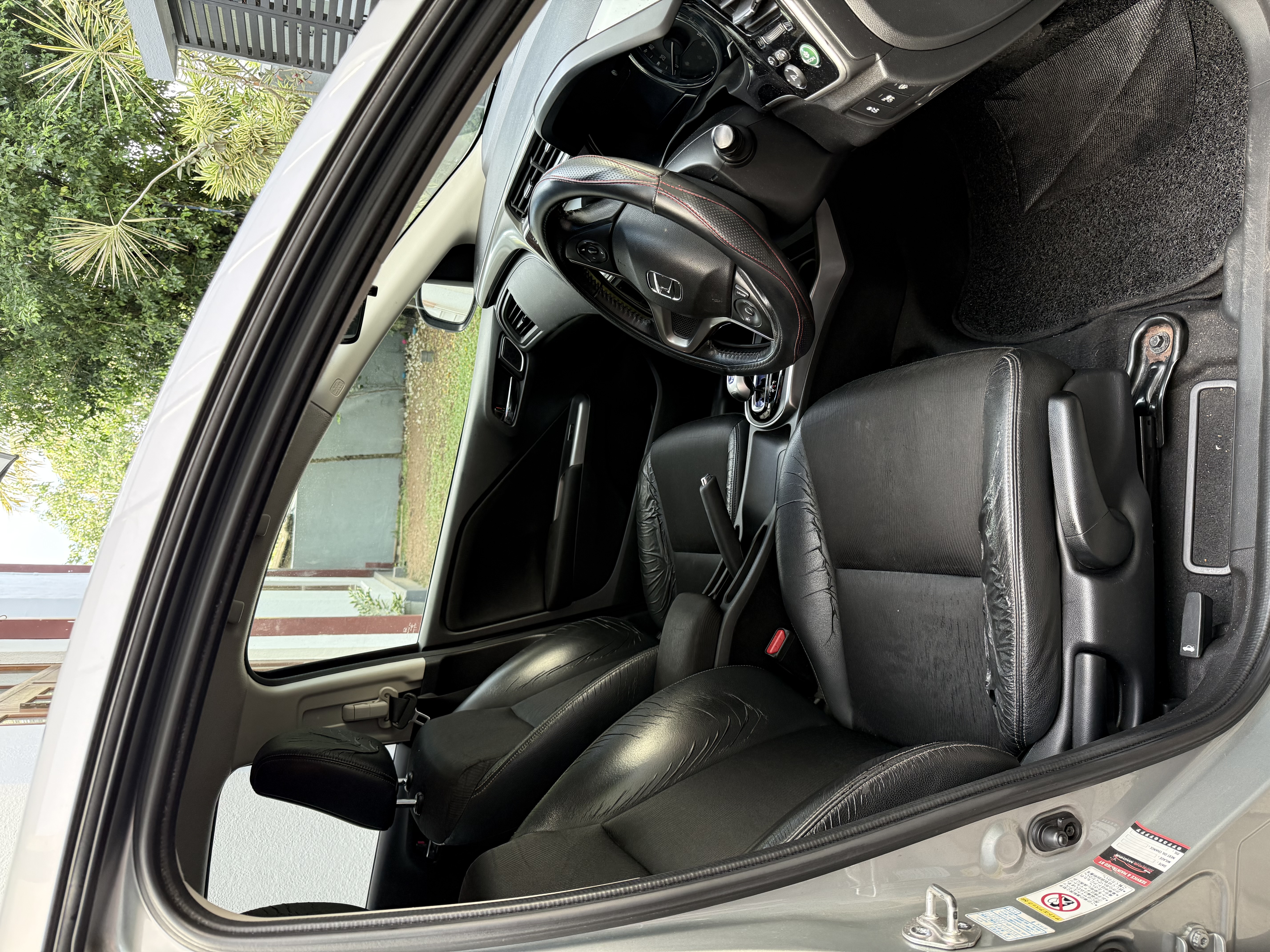 Honda Grace 2016 - Used Car sale in Sri Lanka - patpat.lk