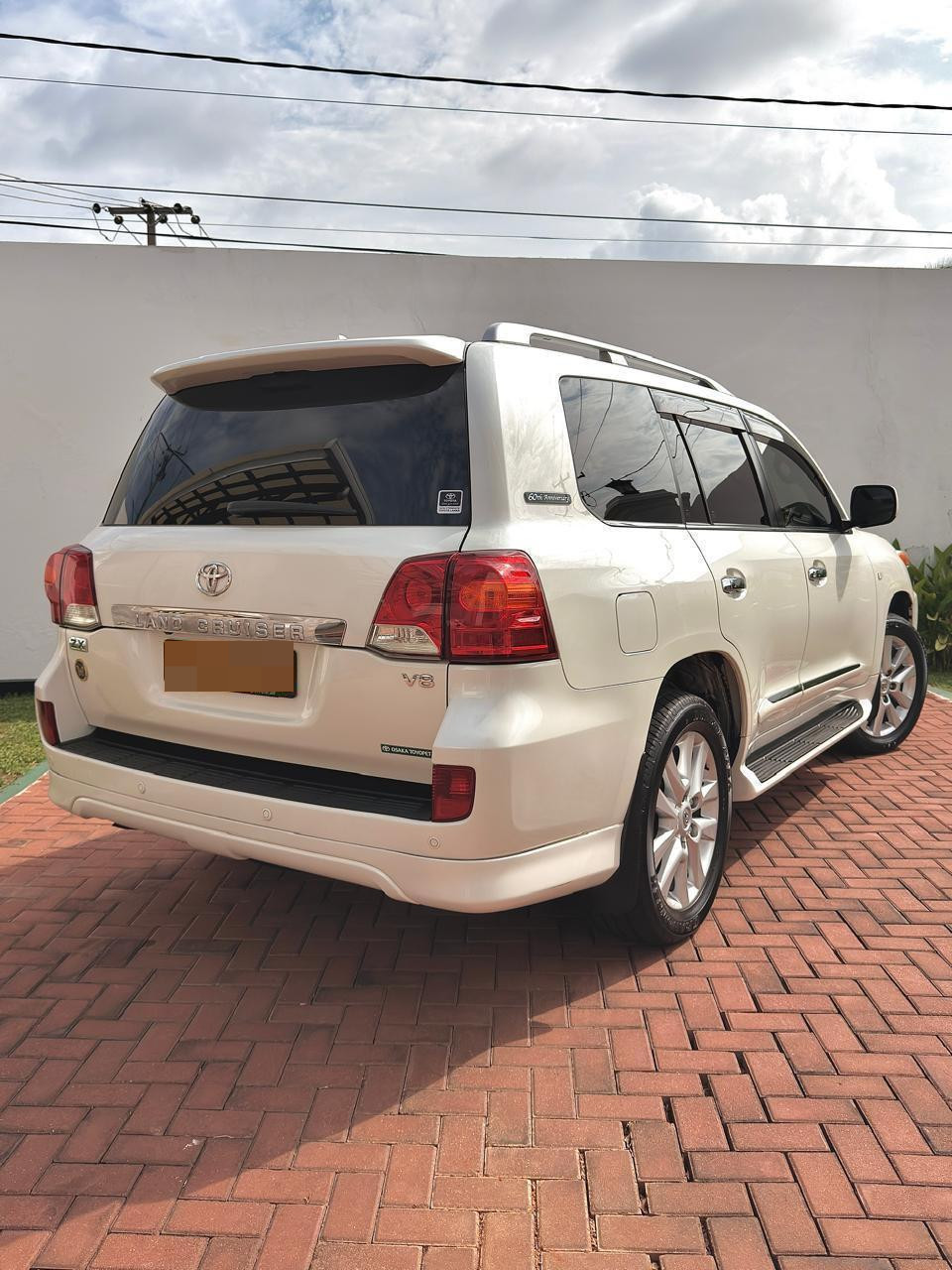 Toyota Land Cruiser 2010 - Used SUV sale in Sri Lanka - patpat.lk