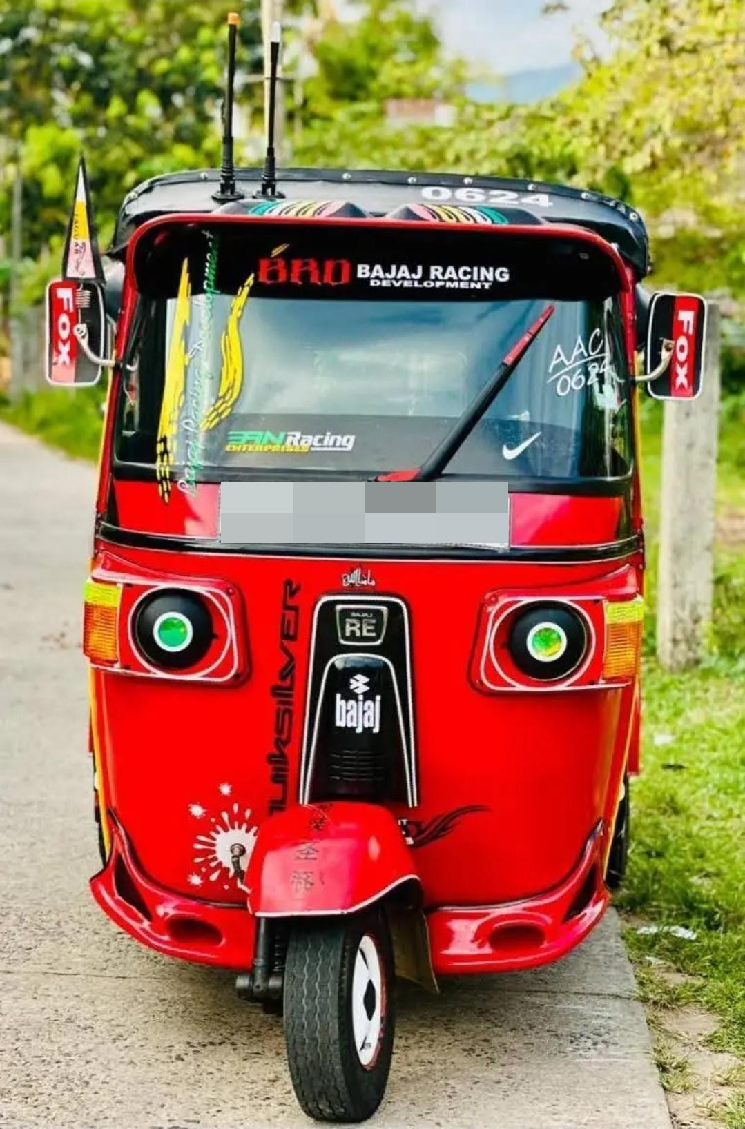 Bajaj Three Wheel 2012 - Used Three wheeler sale in Sri Lanka - patpat.lk