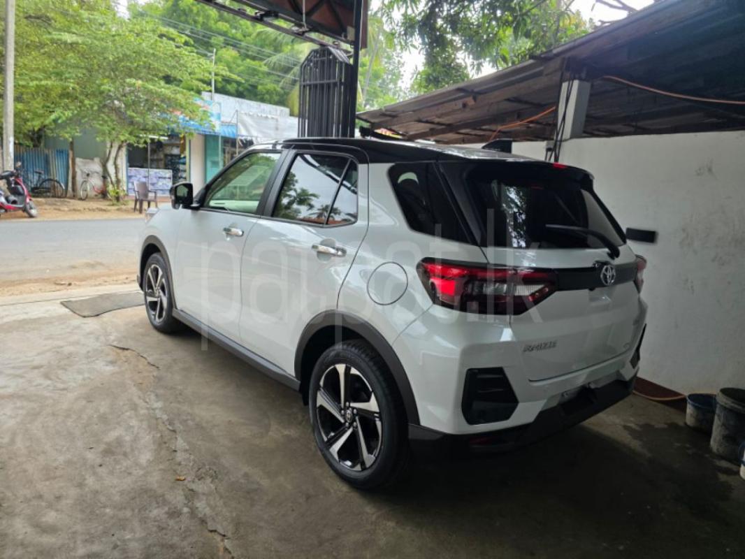 Advertisement image 3