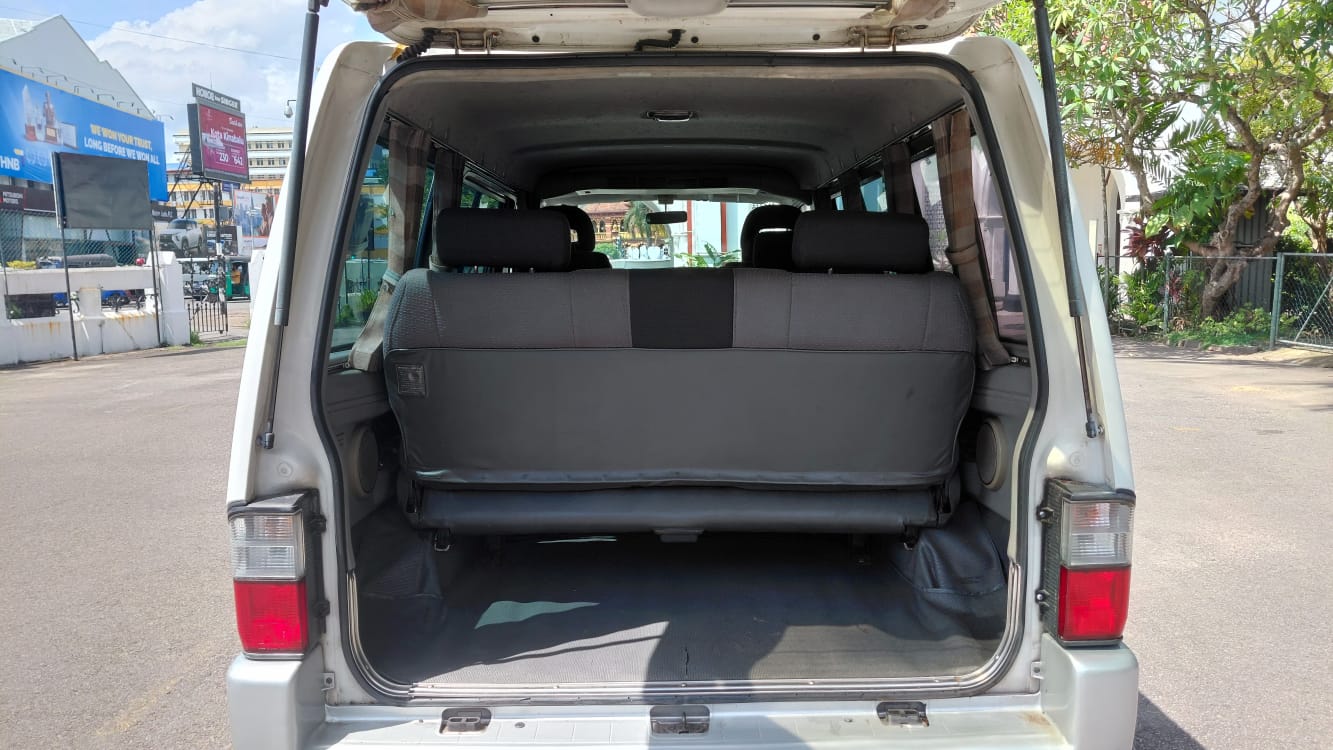 Mazda Bongo 1999 - Reconditioned Van sale in Sri Lanka - patpat.lk
