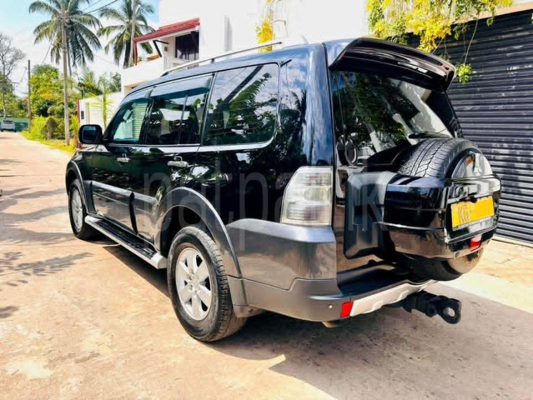 Advertisement image 6