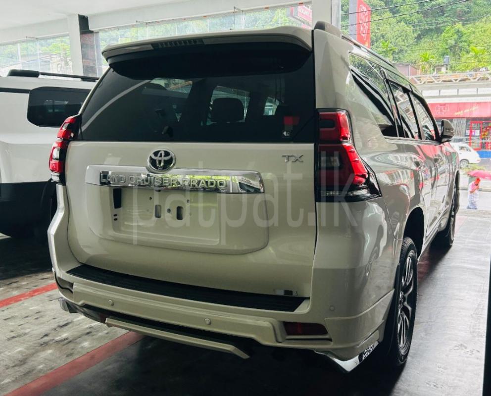 Advertisement image 4