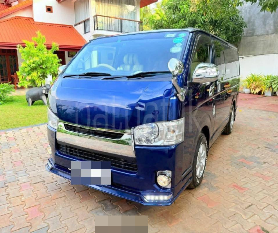 Toyota Super GL 2014 - பயன்படுத்தப்பட்டது வேன் sale in Sri Lanka - patpat.lk
