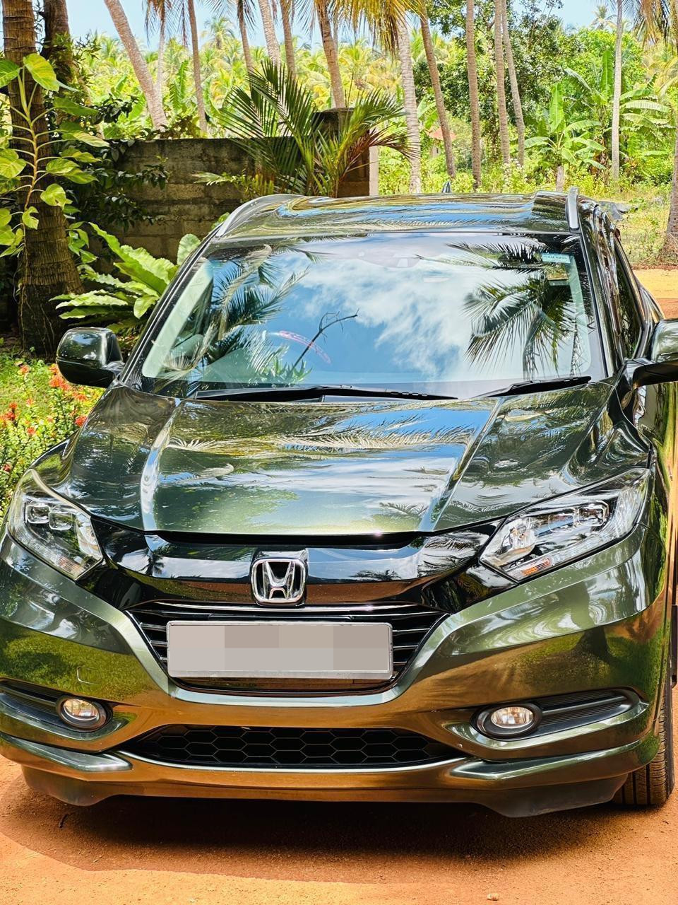 Honda Vezel 2015 - Used SUV sale in Sri Lanka - patpat.lk