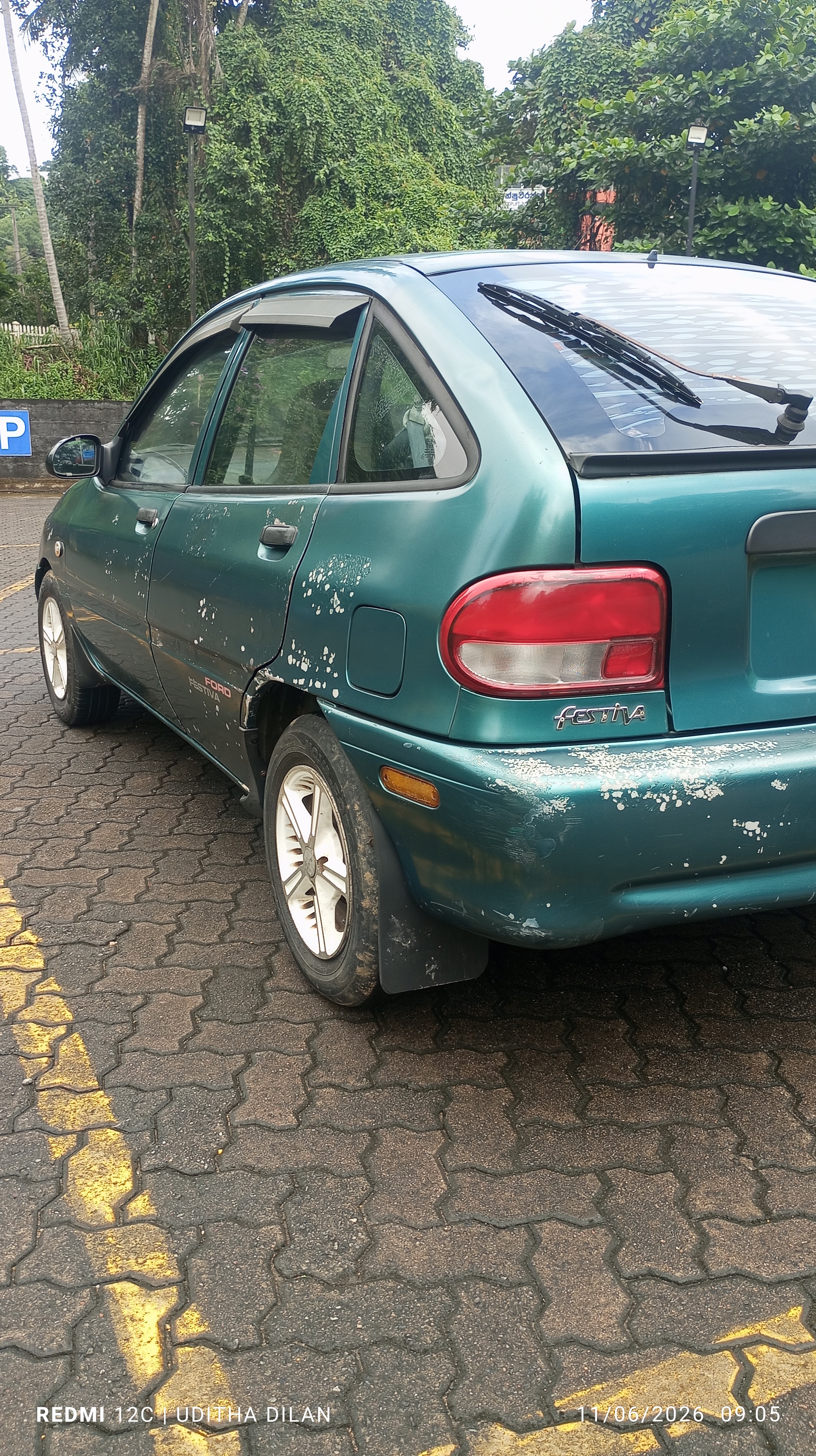 Ford Festiva 1997 - பயன்படுத்தப்பட்டது கார் sale in Sri Lanka - patpat.lk