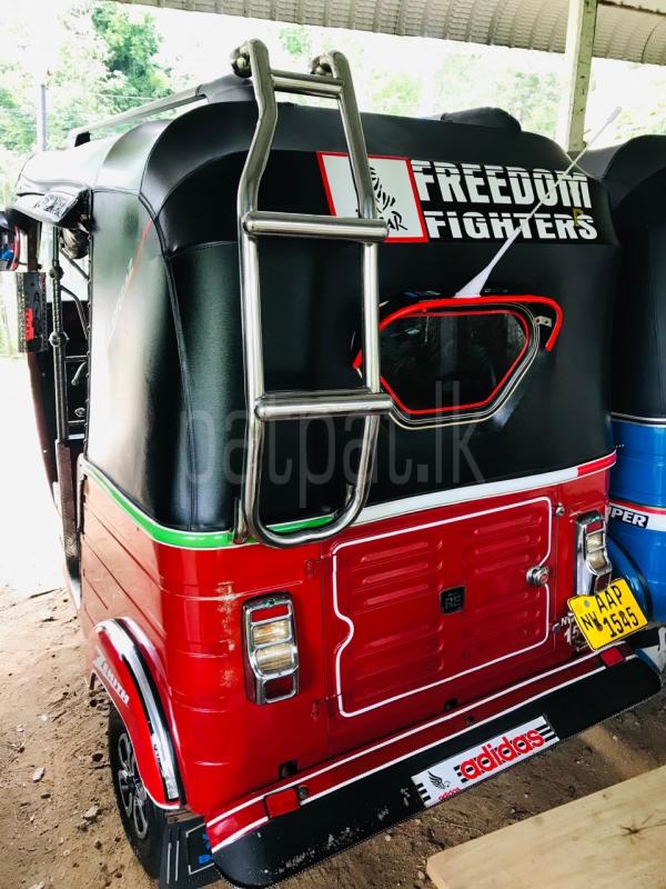 Advertisement image 4