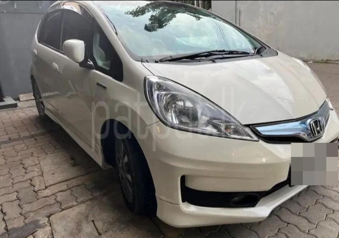 Advertisement image 3