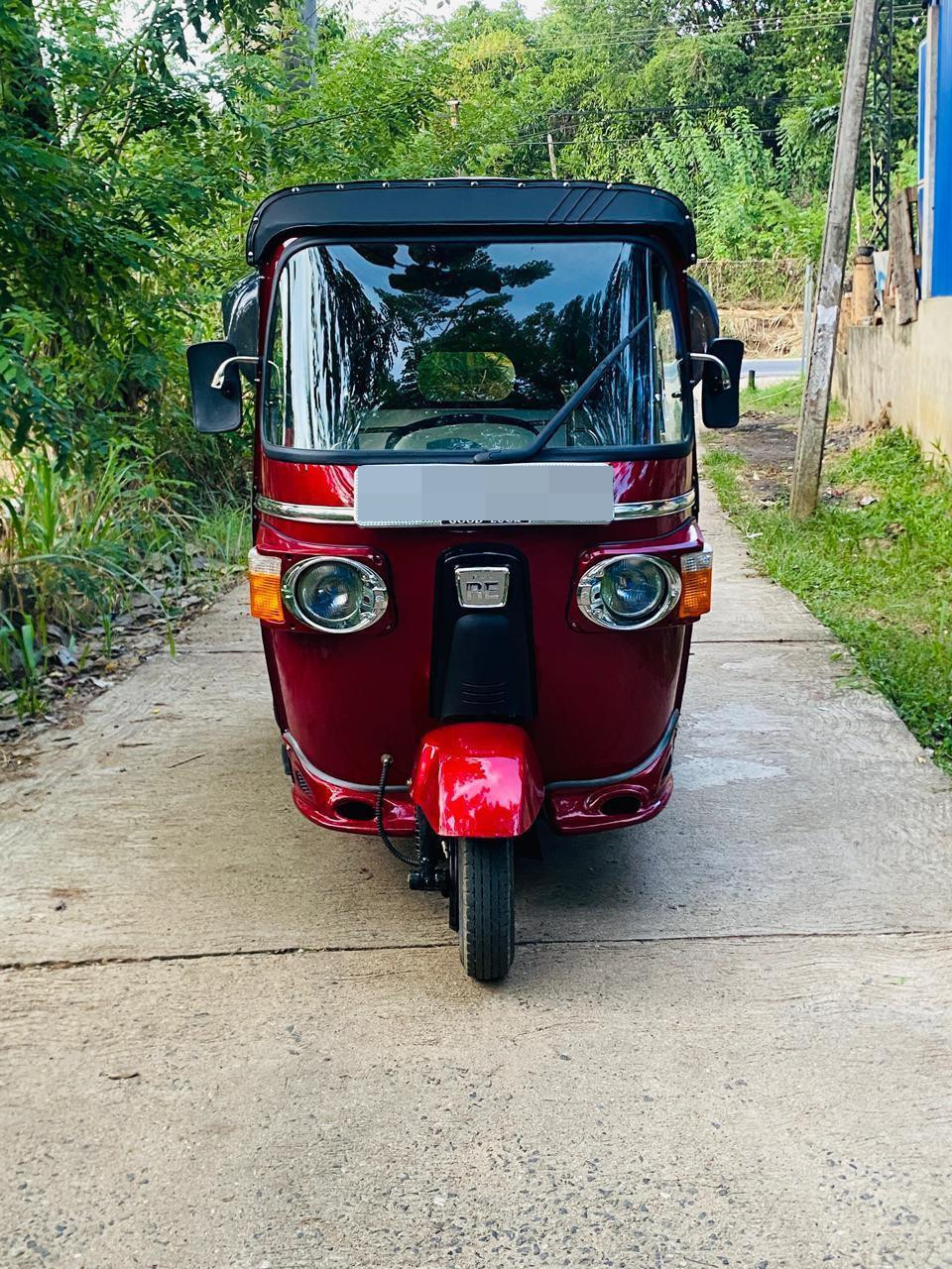 Bajaj 4 stroke 2016 - Used Three wheeler sale in Sri Lanka - patpat.lk