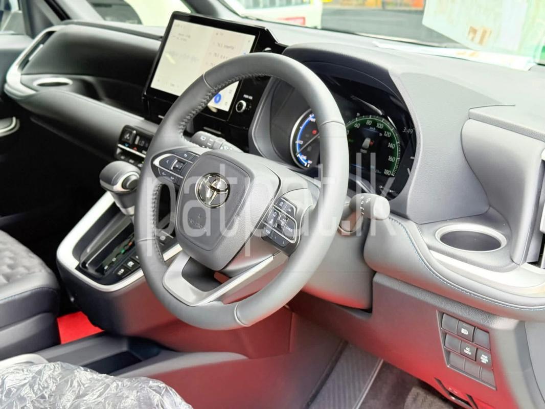 Advertisement image 6