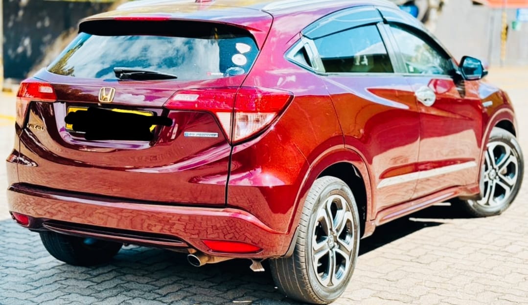 Honda Vezel 2014 - பயன்படுத்தப்பட்டது SUV sale in Sri Lanka - patpat.lk