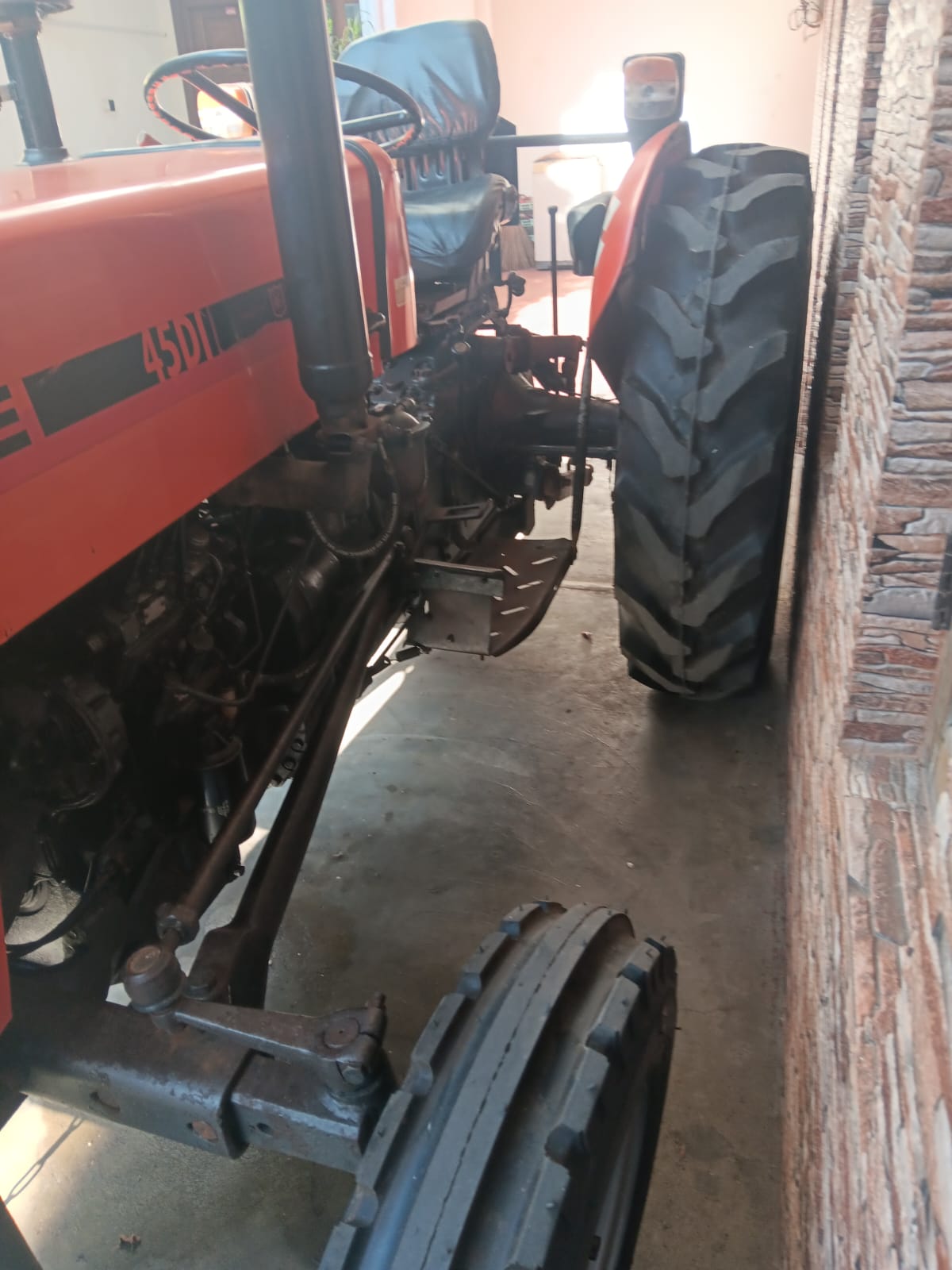 TAFE Tractor 2012 - பயன்படுத்தப்பட்டது நிலம் sale in Sri Lanka - patpat.lk