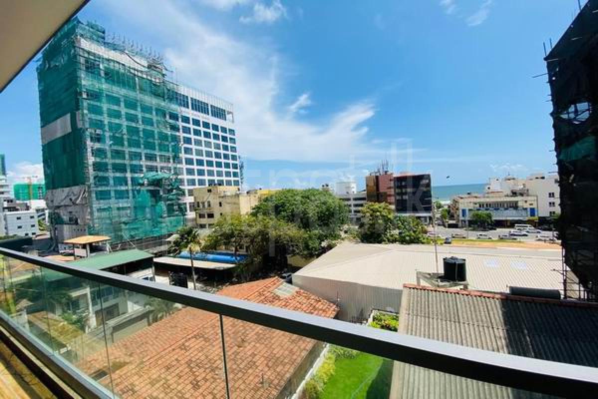 Luxury Apartment for Sale in Kollupitiya (Colombo 03)