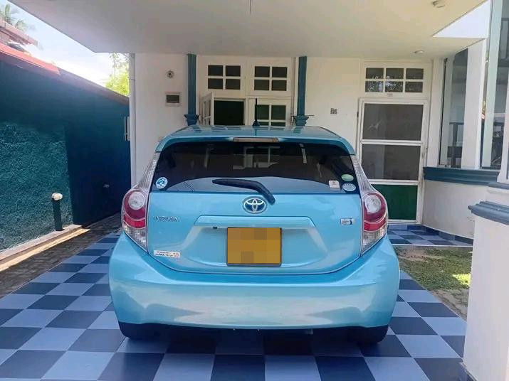 Toyota Aqua 2013 - Used Car sale in Sri Lanka - patpat.lk